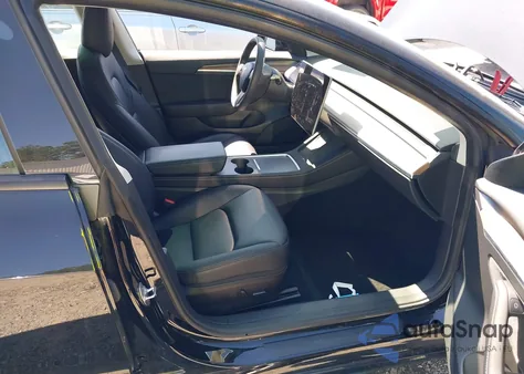 2023 Tesla Model 3 Performance Dual Motor All-Wheel Drive z USA, uszkodzony, nr VIN 5YJ3E1EC6PF395935